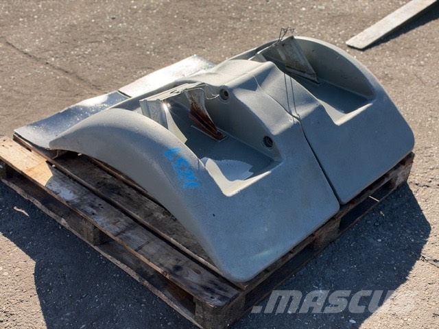 Liebherr L 524 USED PARTS Podvozky a zavěšení kol