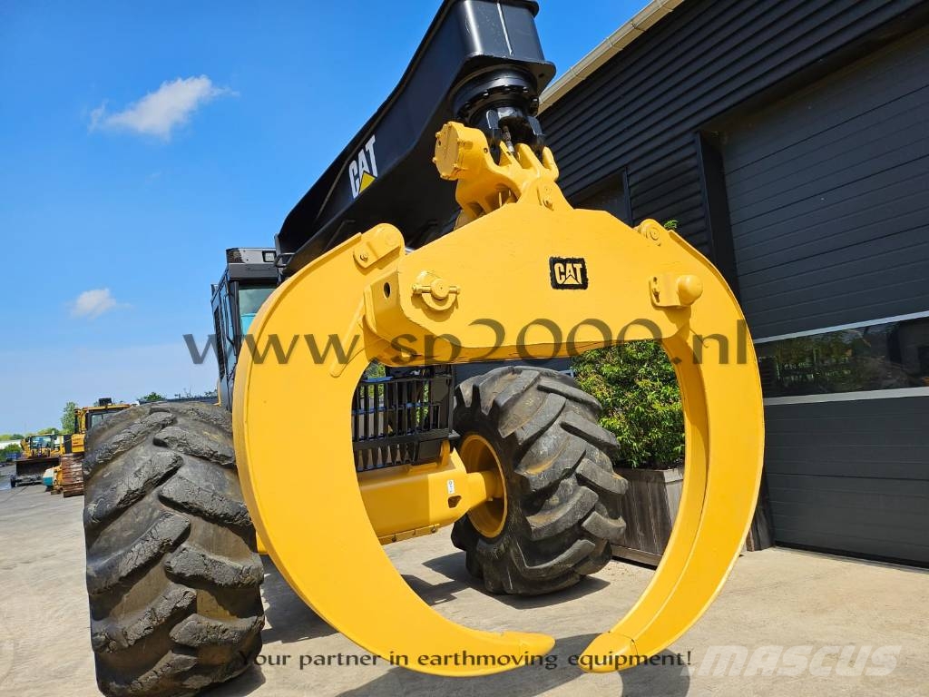 CAT 545 C Skideri