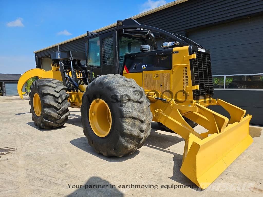 CAT 545 C Skideri