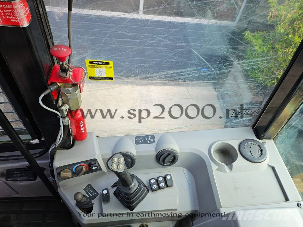 CAT 545 C Skideri