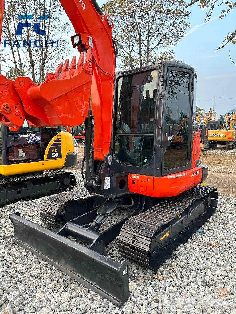 Kubota KX 165 Roomikekskavaatorid