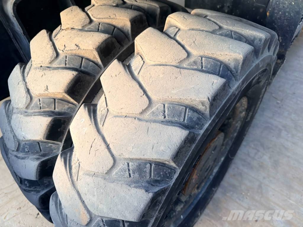 CAT M315F Gravemaskiner på hjul
