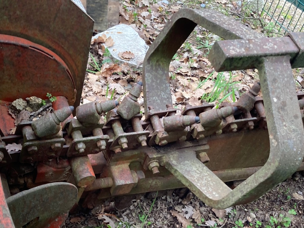 Ditch Witch 2310 DD ماكينات حفر خنادق