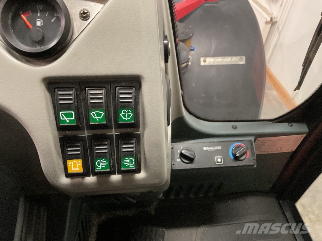 Schäffer 9660 T SCV Maatalouskurottajat