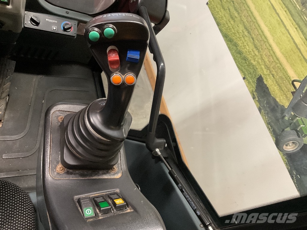 Schäffer 9660 T SCV Maatalouskurottajat