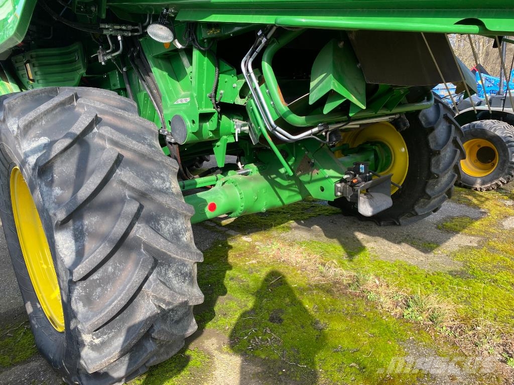 John Deere T560 HM Teraviljakombainid