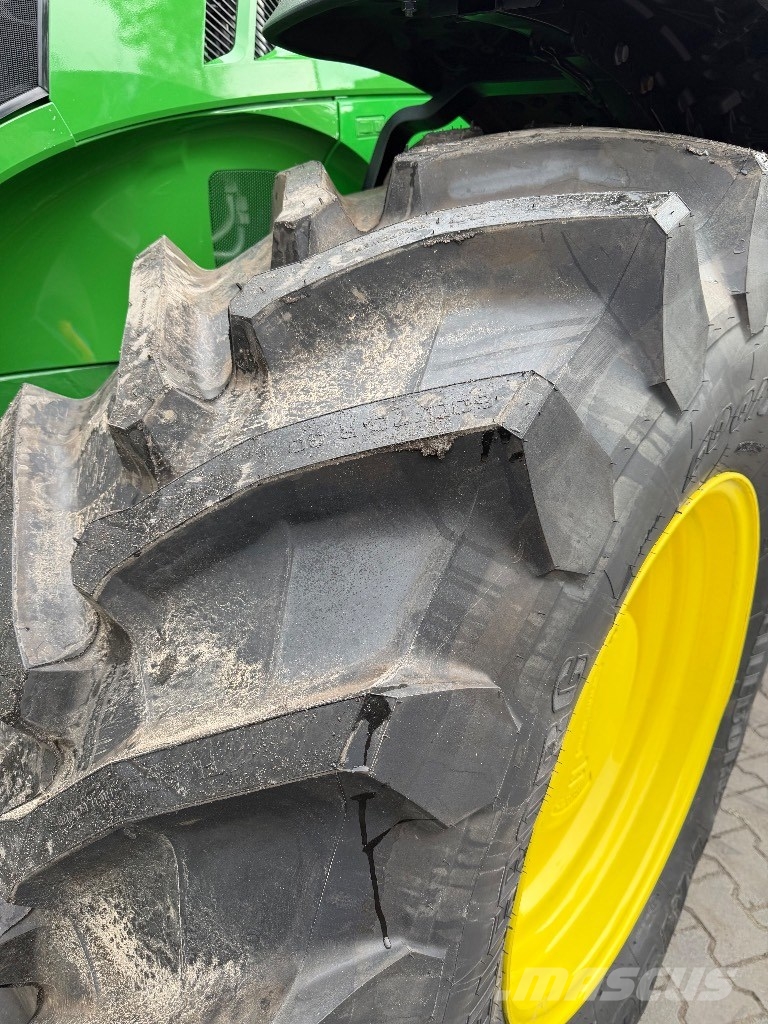 John Deere 7270 R Трактори