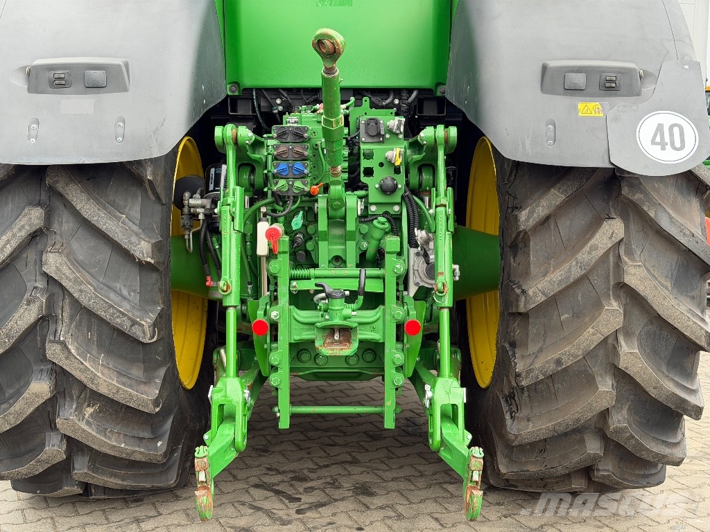 John Deere 7270 R Трактори