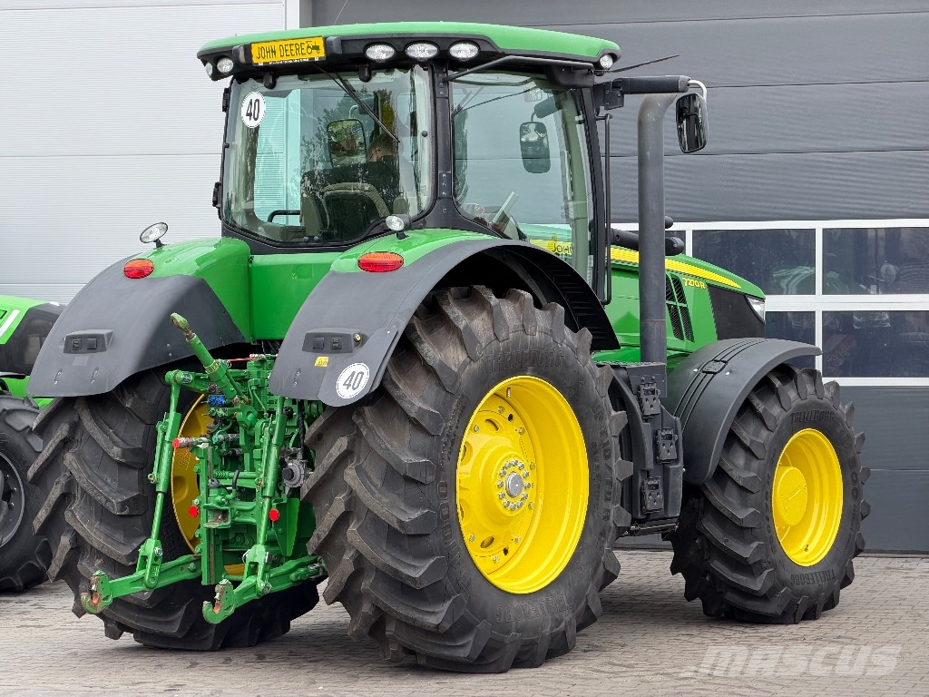 John Deere 7270 R Трактори