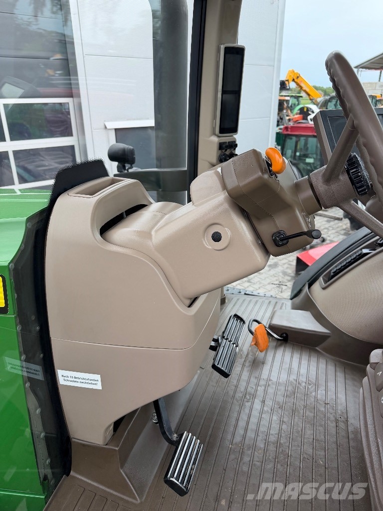 John Deere 7270 R Трактори