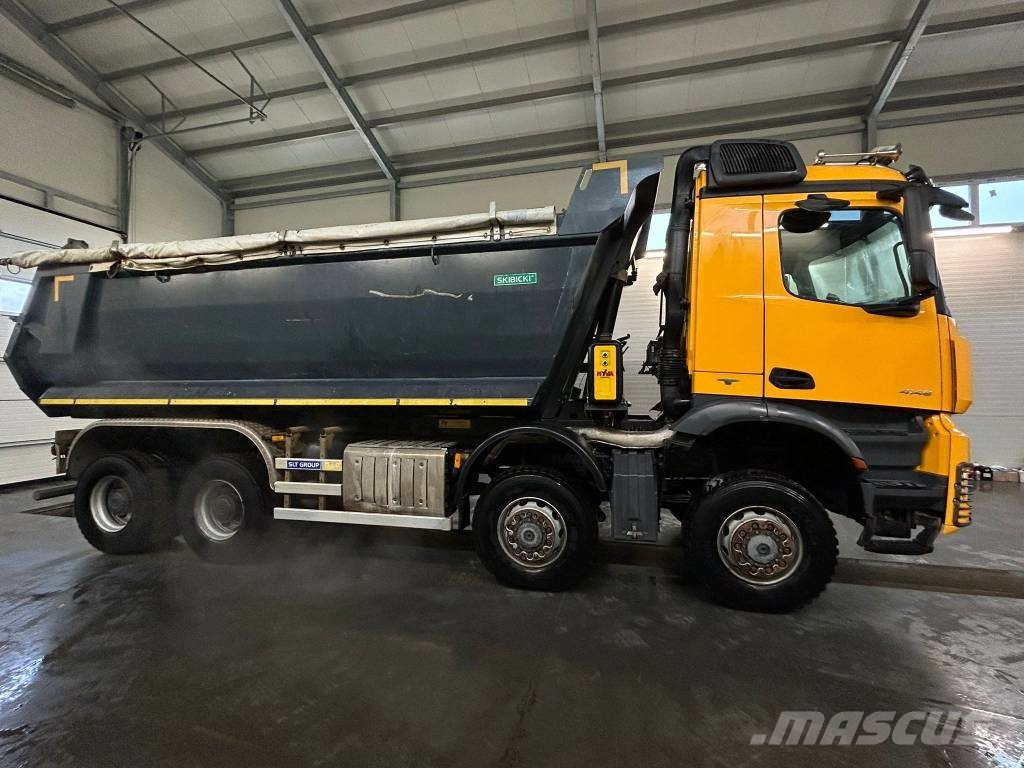 Mercedes-Benz Arocs 8X8 Kipper