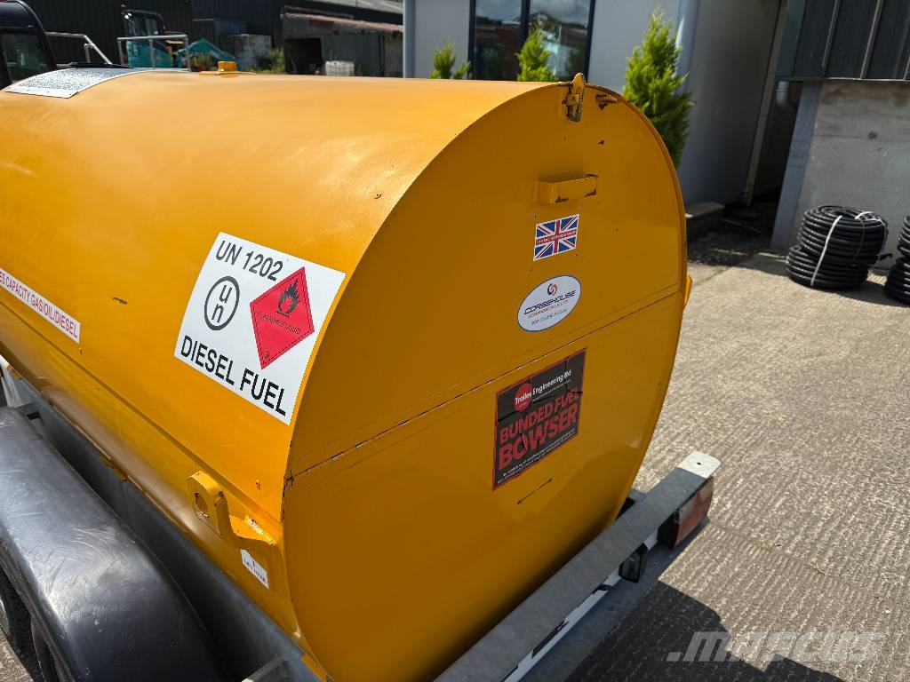 Trailer Engineering 950L Bowser Fuel and additive tanks