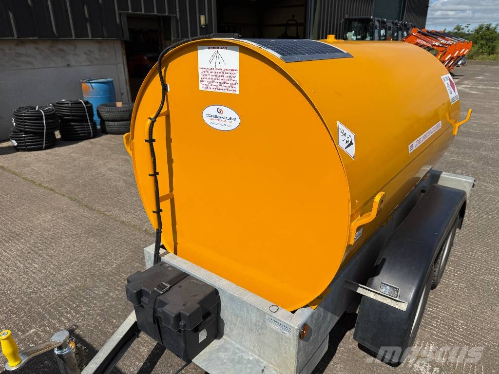 Trailer Engineering 950L Bowser Fuel and additive tanks