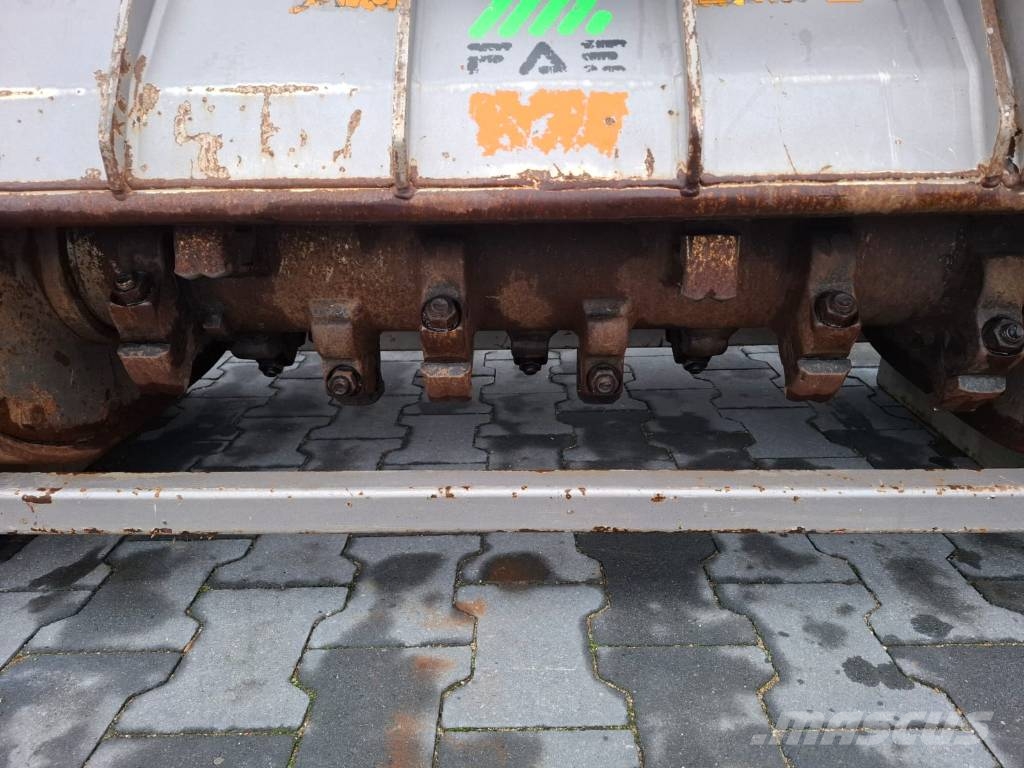 FAE UML/HY-100 VT mulcher Skogsmaskiner - Annet