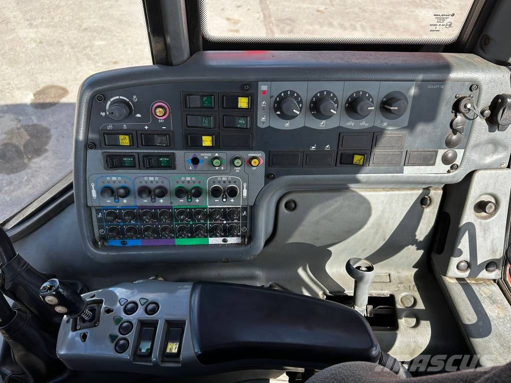 Valtra C 130 / Etukuormaaja, Kauha, 50Km/h Трактори