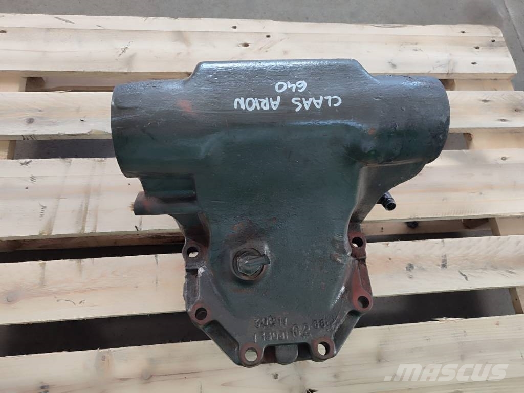 CLAAS Rear linkage body housing 133081 CLAAS ARION 640 Podvozje in vzmetenje