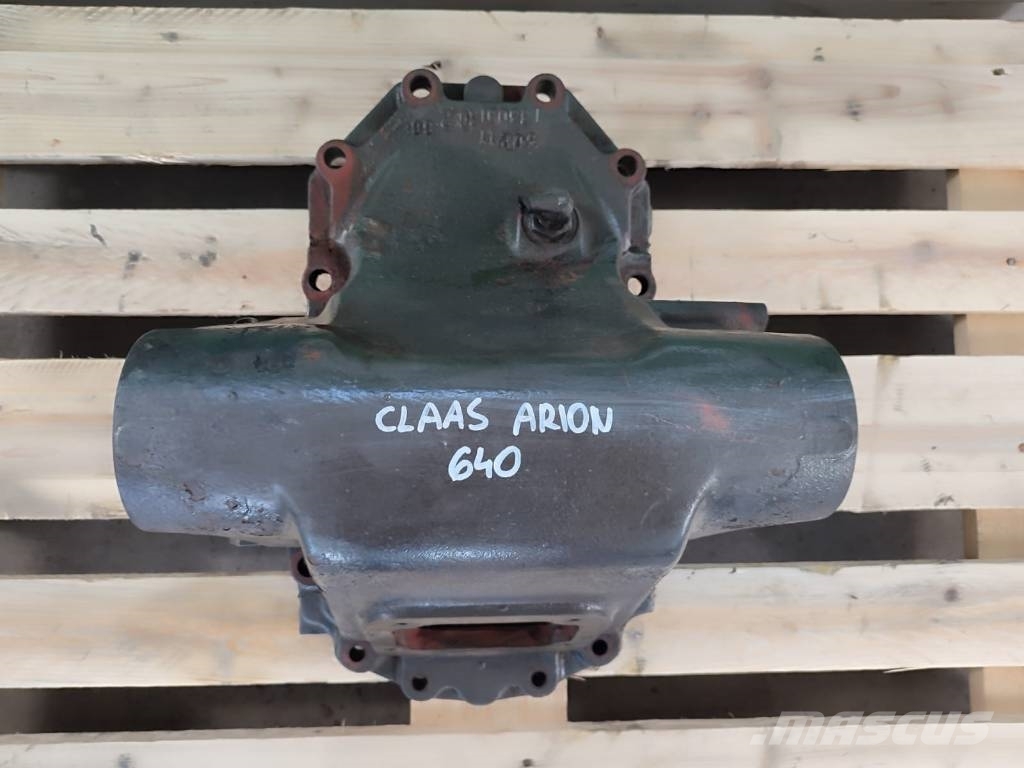 CLAAS Rear linkage body housing 133081 CLAAS ARION 640 Podvozje in vzmetenje