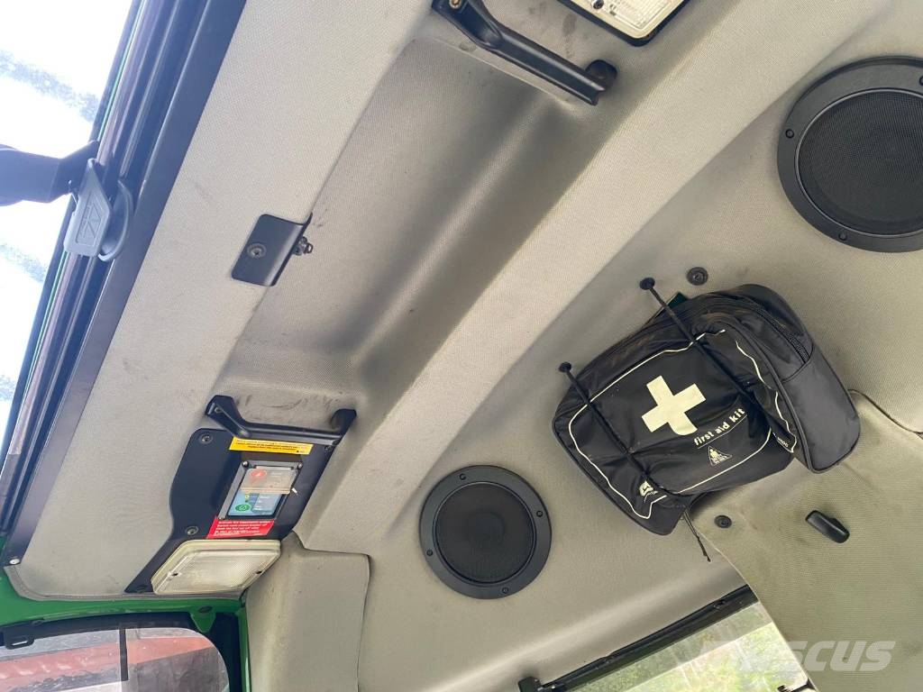 John Deere 1210 E 集运机