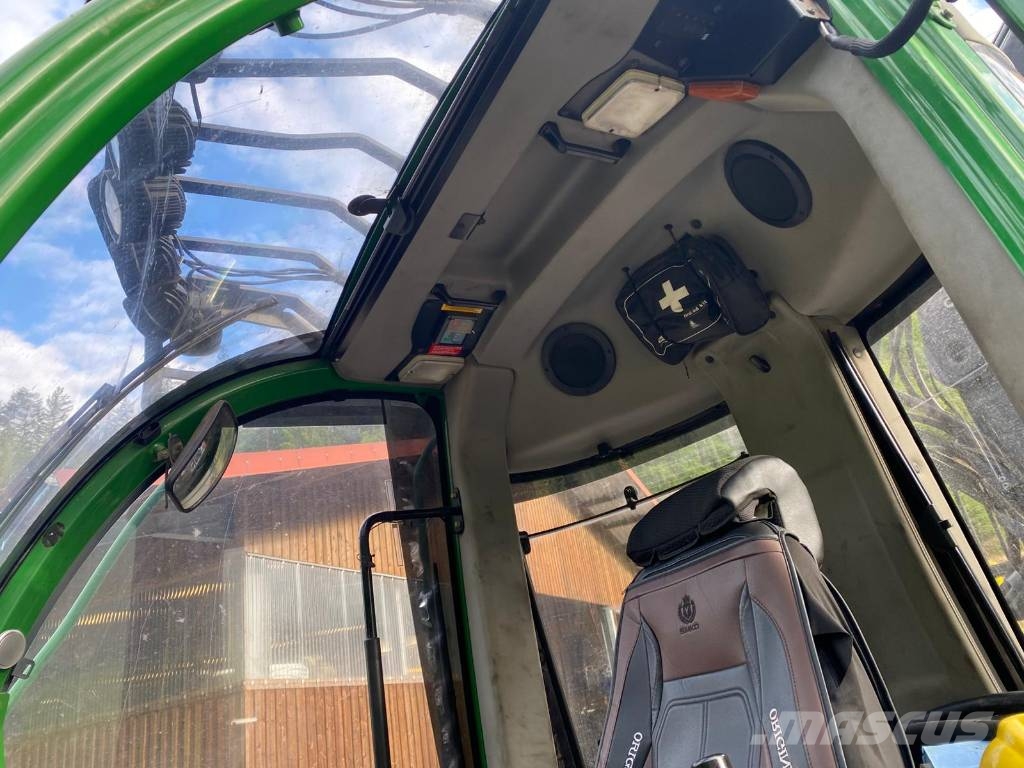John Deere 1210 E 集运机