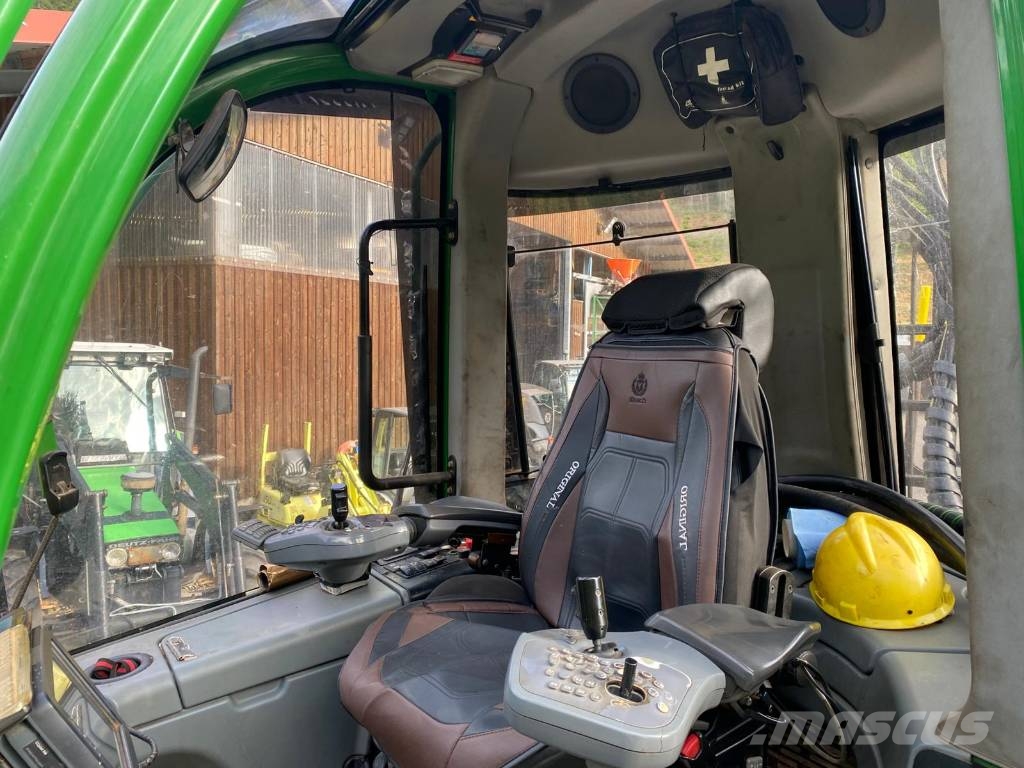 John Deere 1210 E 集运机
