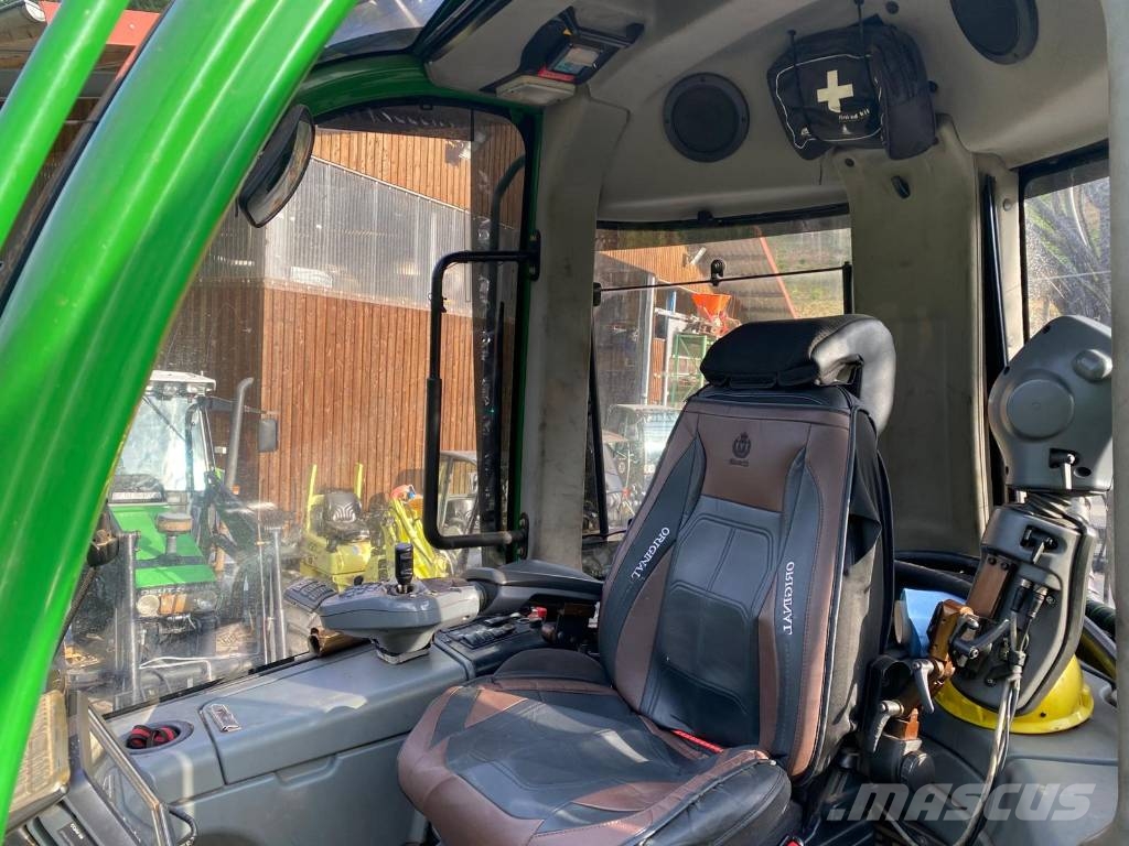 John Deere 1210 E 集运机