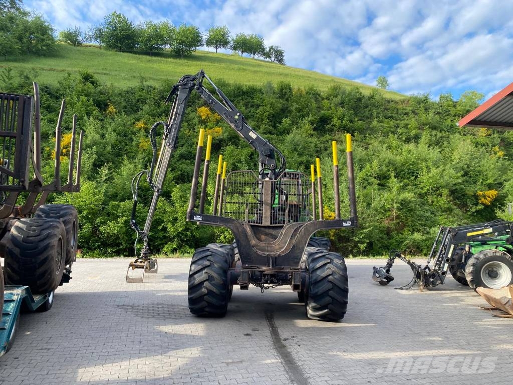 John Deere 1210 E 集运机