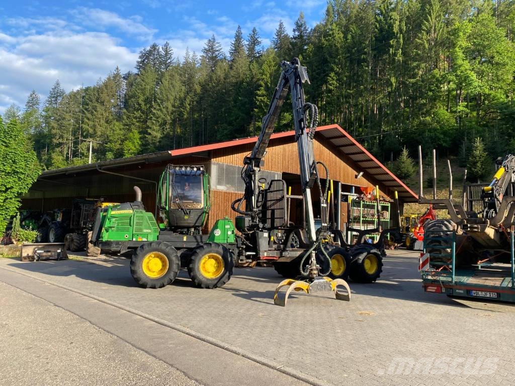John Deere 1210 E 集运机