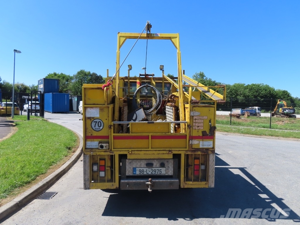 Unimog U 140 其他货车