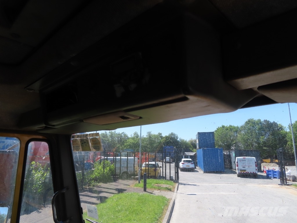 Unimog U 140 其他货车