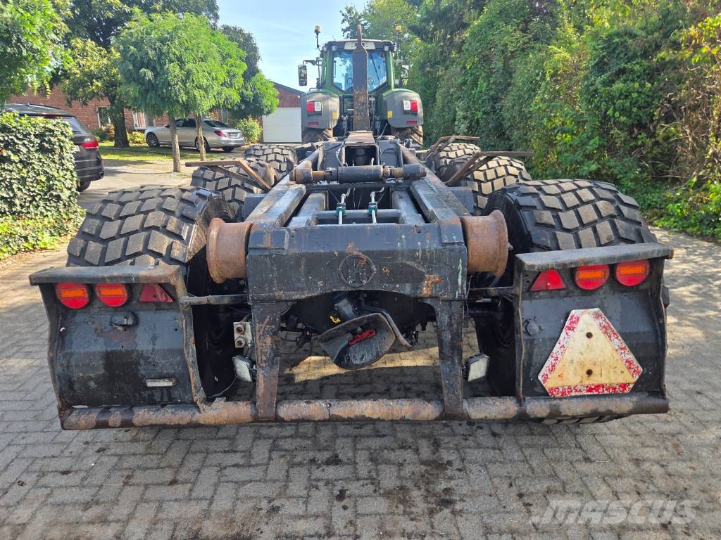 Peecon CAR-260L Hook lift trailers