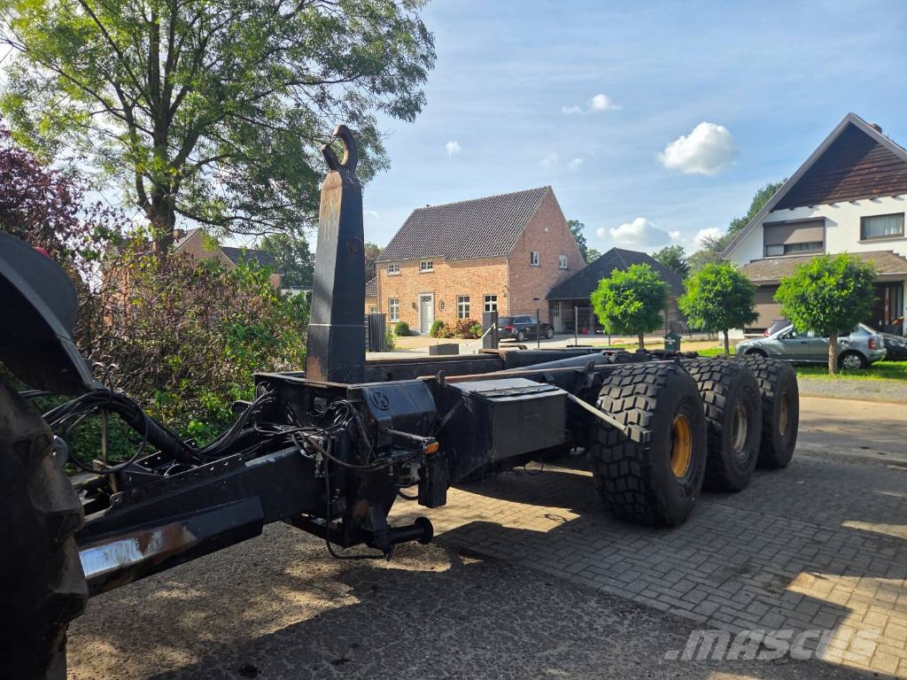 Peecon CAR-260L Hook lift trailers