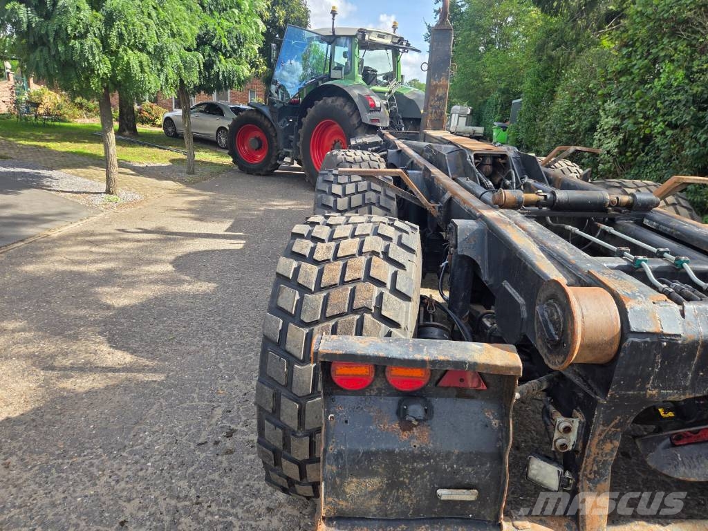 Peecon CAR-260L Hook lift trailers