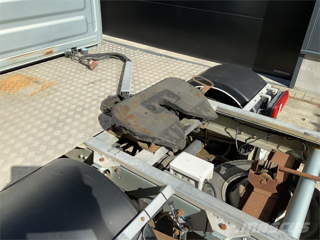 Renault Mascott 150.35 Platformas/izkraušana no sāniem
