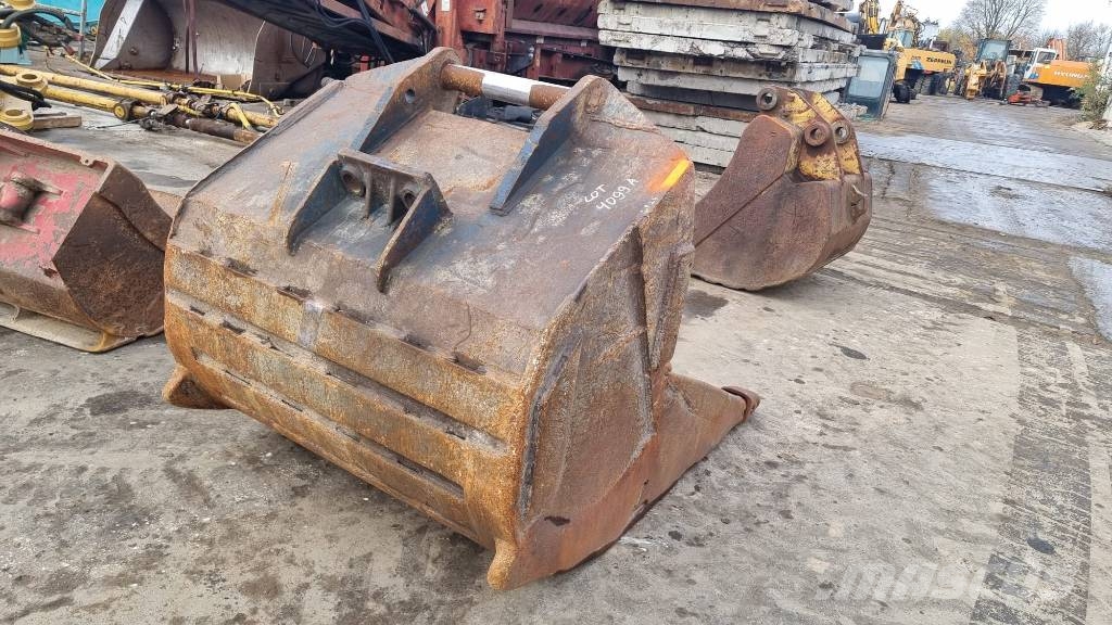 Ditching/Digging buckets For Various Size Excavators! Baldes