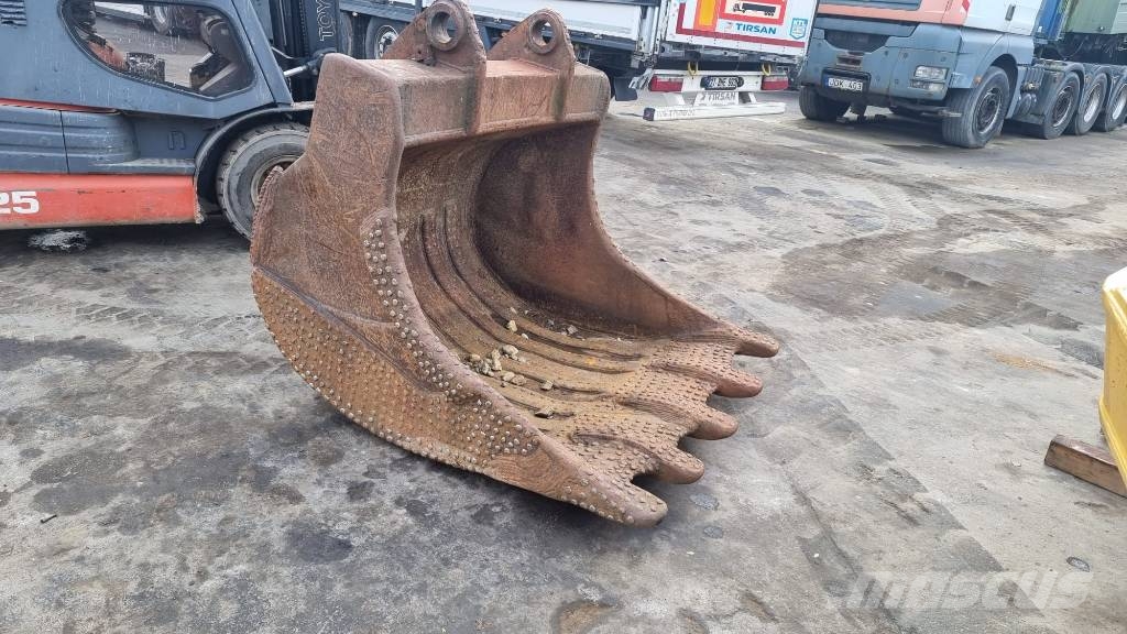 Ditching/Digging buckets For Various Size Excavators! Baldes