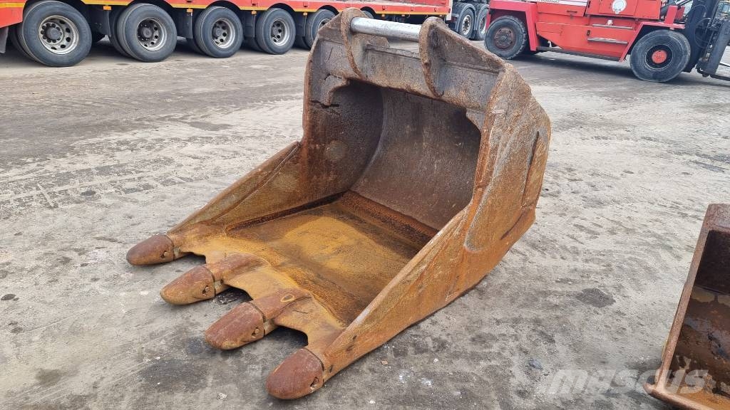 Ditching/Digging buckets For Various Size Excavators! Baldes