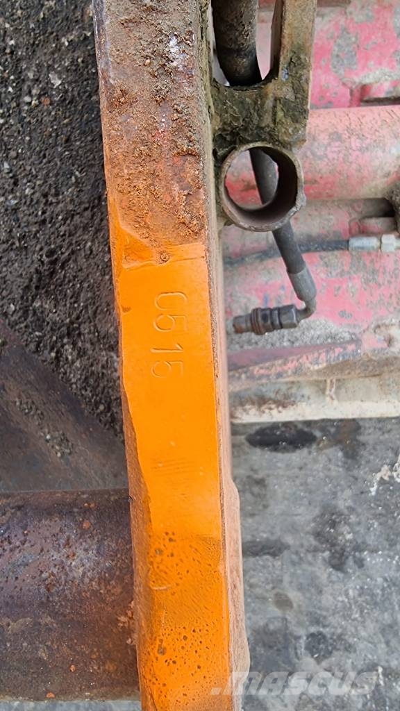 Ditching/Digging buckets For Various Size Excavators! Baldes