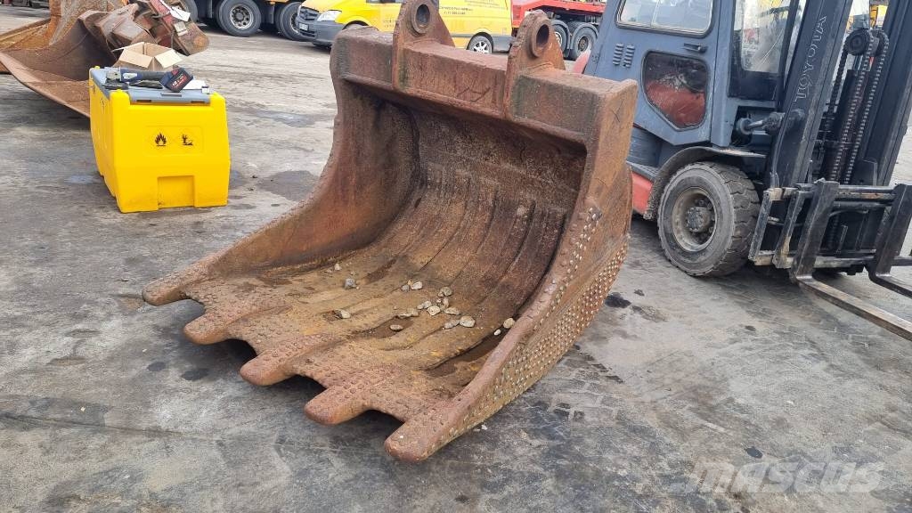 Ditching/Digging buckets For Various Size Excavators! Baldes