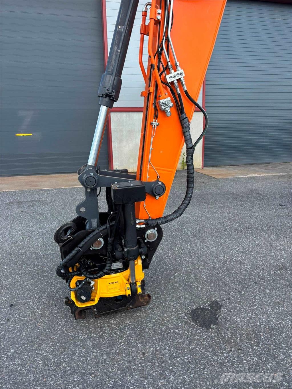 Develon DX160HT-7 Excavadoras sobre orugas