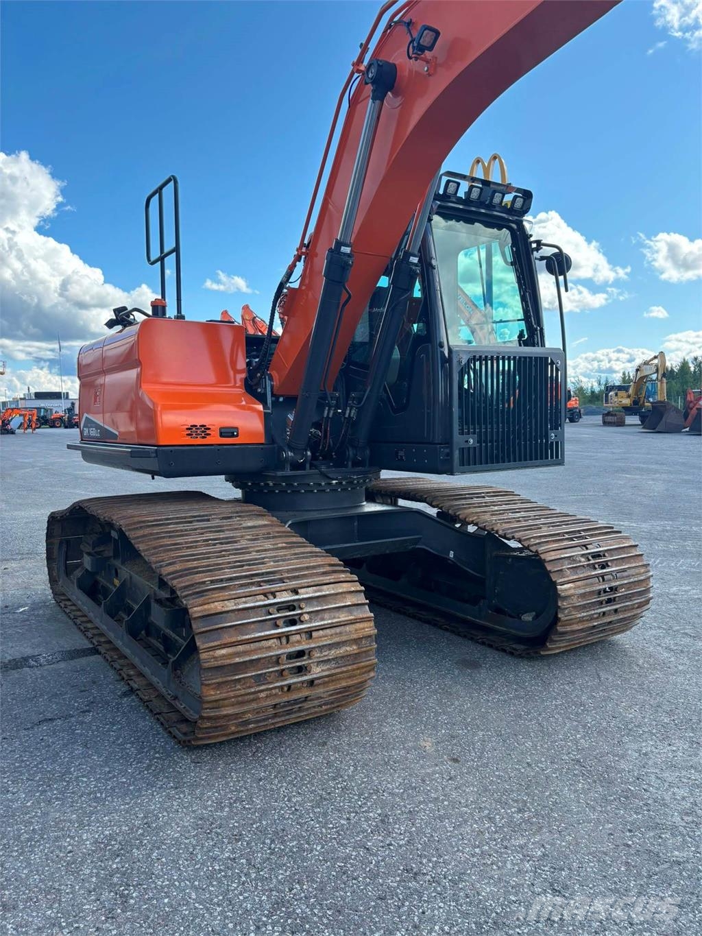 Develon DX160HT-7 Excavadoras sobre orugas