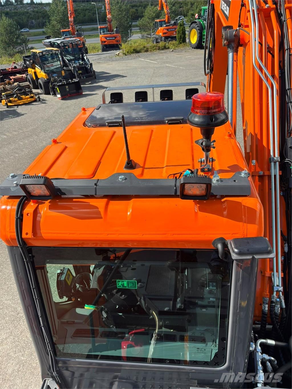 Develon DX160HT-7 Excavadoras sobre orugas