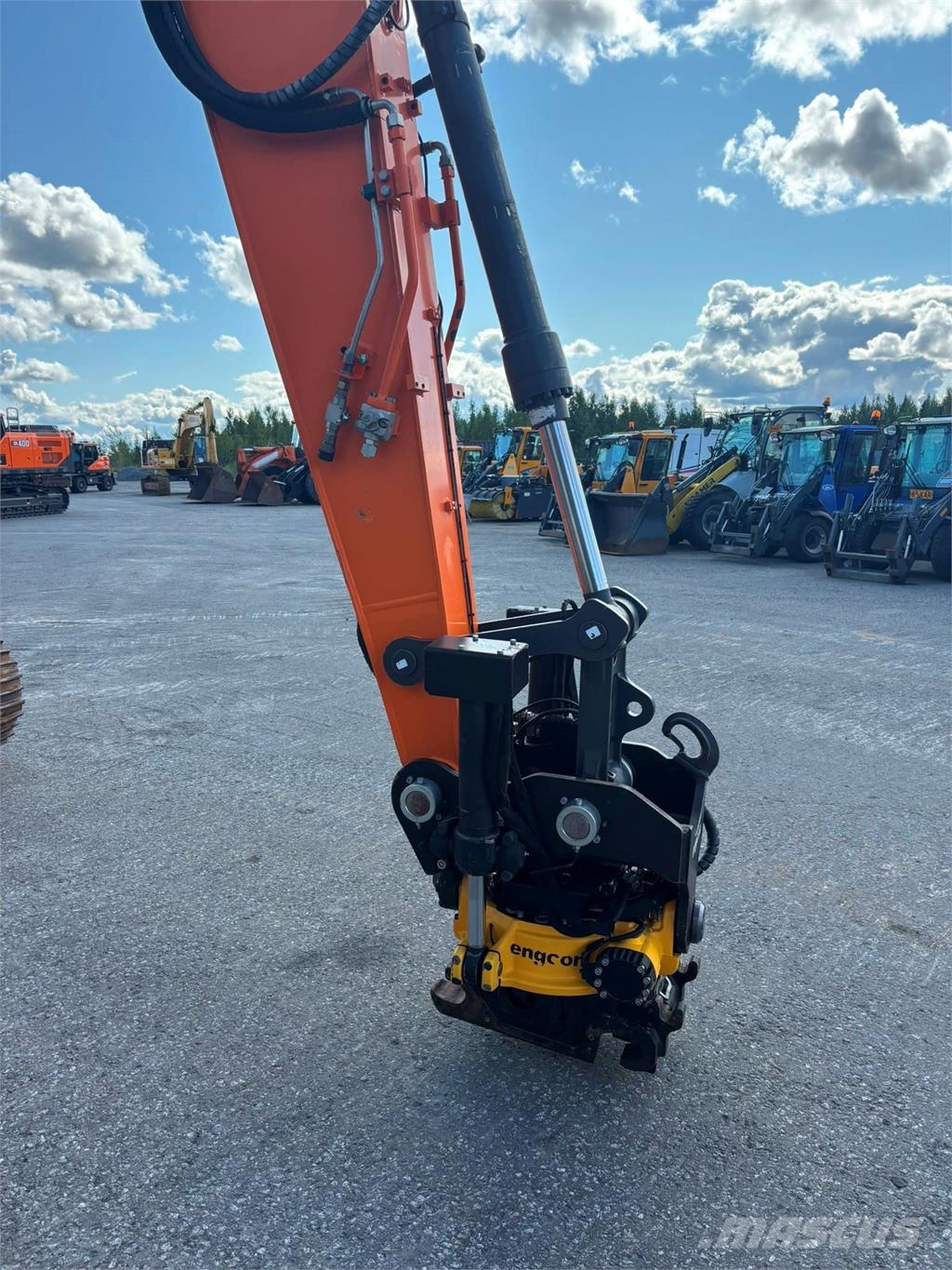 Develon DX160HT-7 Excavadoras sobre orugas