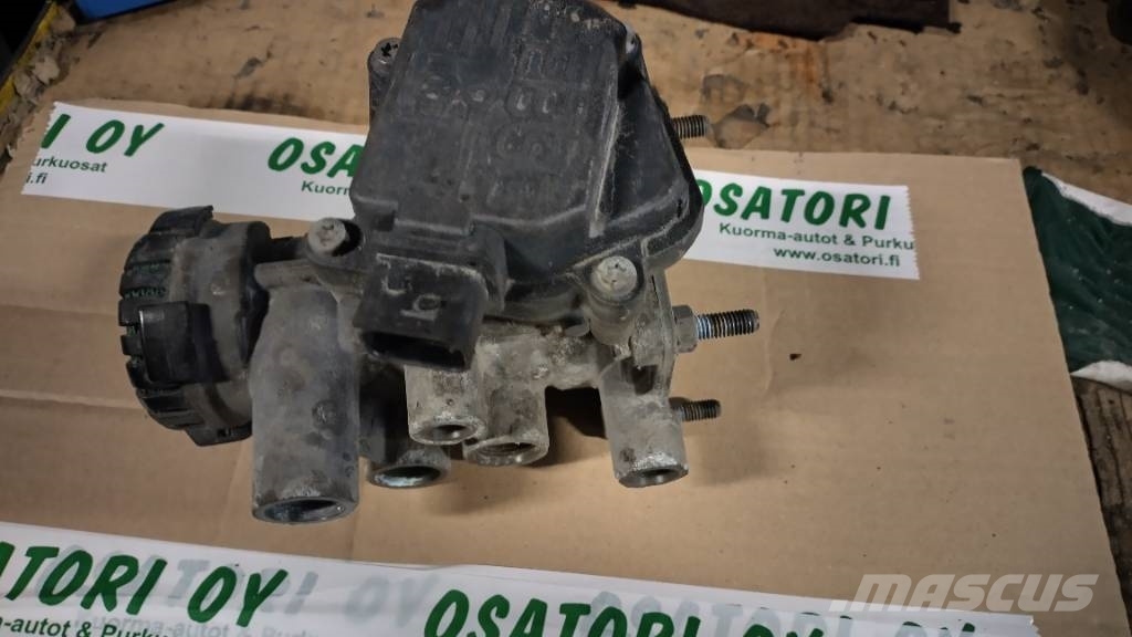 Volvo PERÄVAUNUN OHJAUSVENTTIILI Hamulce