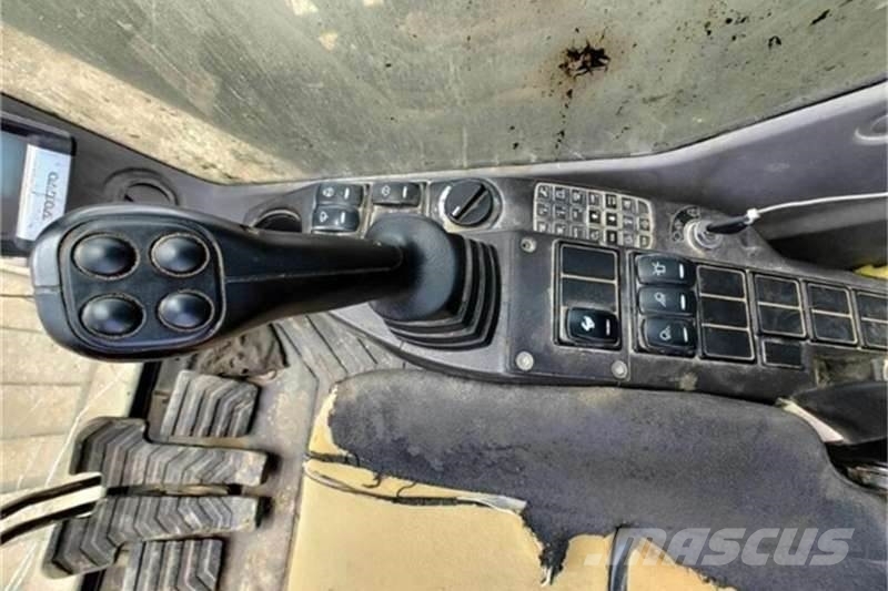 Volvo EC480DL EXCAVATOR 小型挖掘机