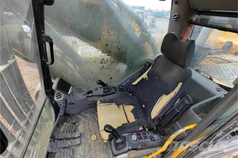 Volvo EC480DL EXCAVATOR 小型挖掘机