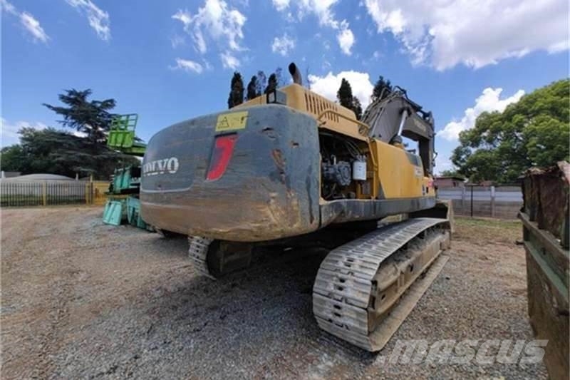 Volvo EC480DL EXCAVATOR 小型挖掘机