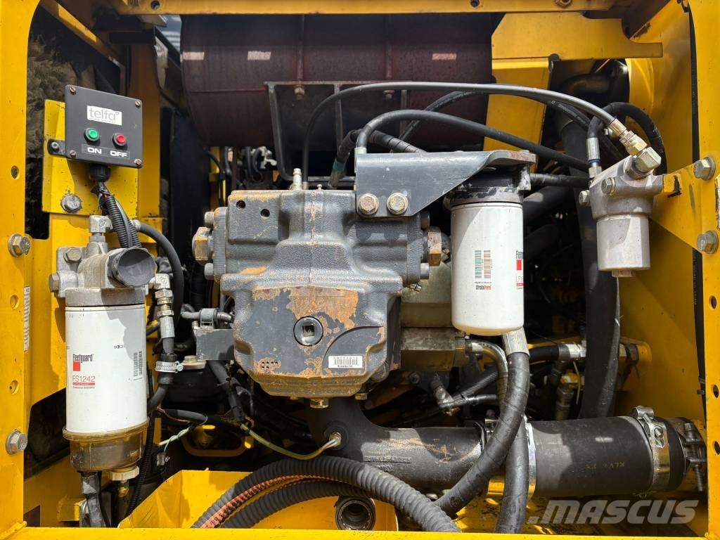 Komatsu PC 290 NLC-8 Escavadeiras de esteiras