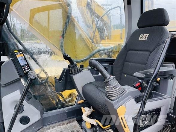CAT 320 Excavatoare pe șenile