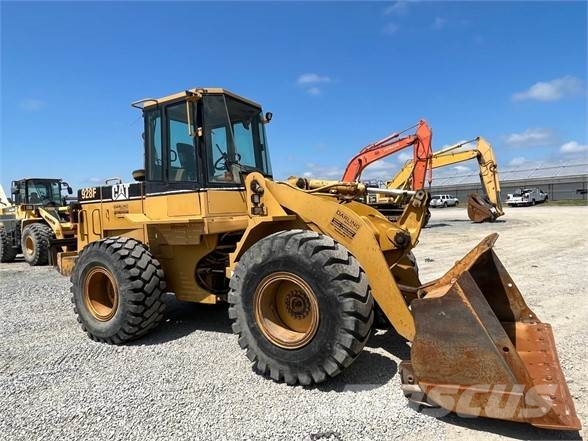 CAT 928F Radlader