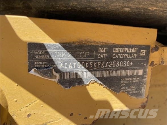 CAT D5K2 LGP Гусеничные бульдозеры